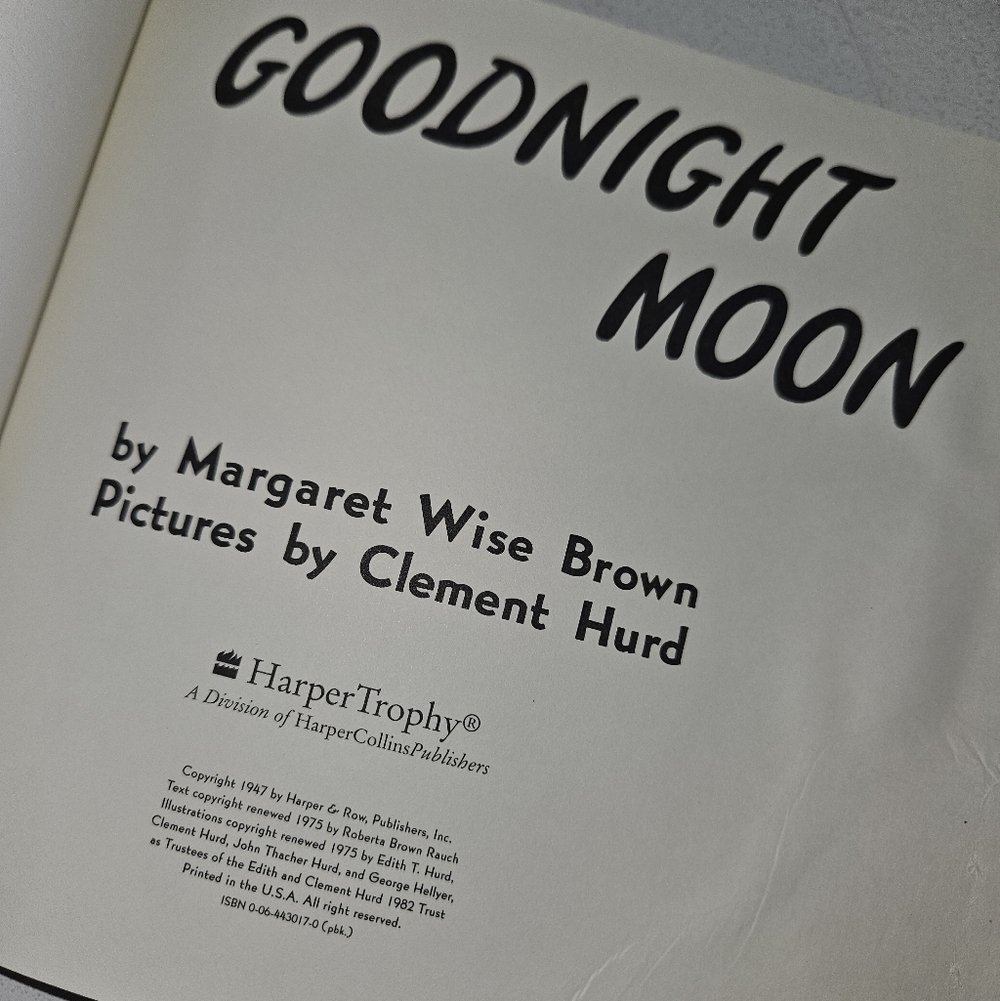 Goodnight Moon by Margaret Wise Brown Paperback Kids Book! - Picture 2 of 3